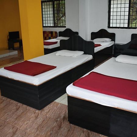 Hotel Gananjaya Gokarna  Extérieur photo