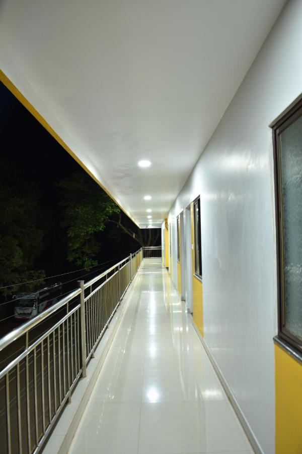 Hotel Gananjaya Gokarna  Extérieur photo